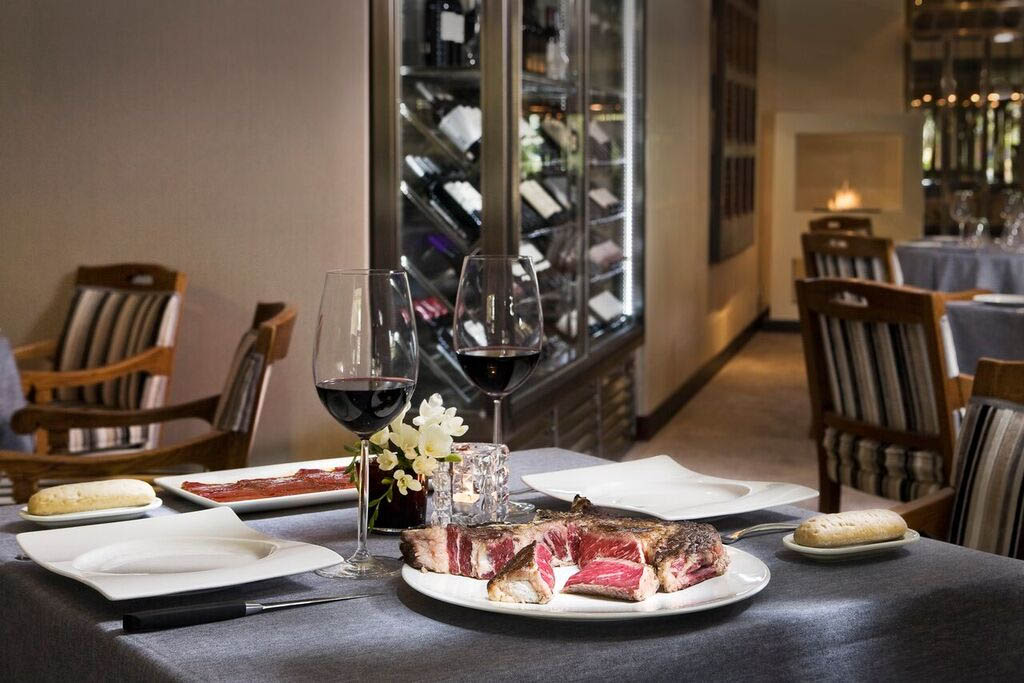 TBone Grill Home & Lifestyle Magazine Spain's No. 1 English