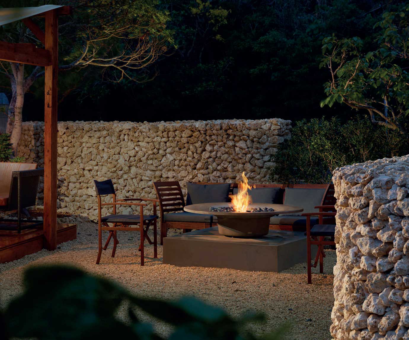 FABULOUS Fireplaces - Home and Lifestyle Magazine